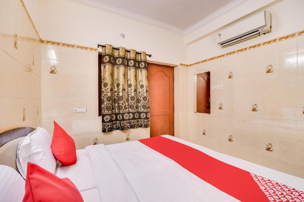 Hotel Spot On 63027 Slv Residency Tirupati Exteriér fotografie